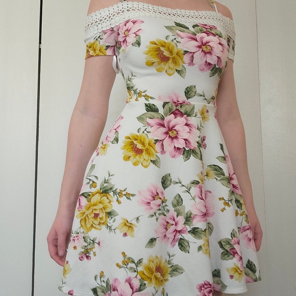 Floral white dress